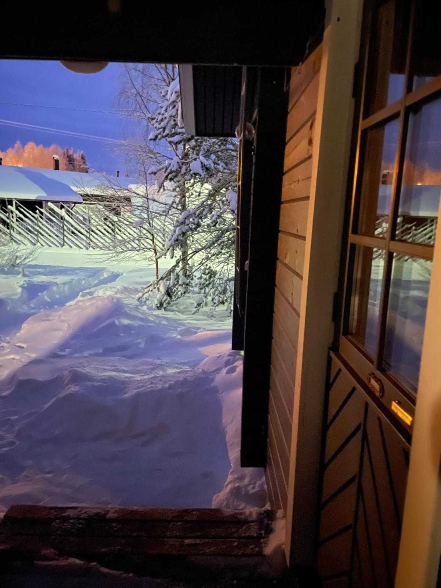 Ferienwohnung Yllaestoelli 2 D, Aekaeslompolo Kolari Exterior foto