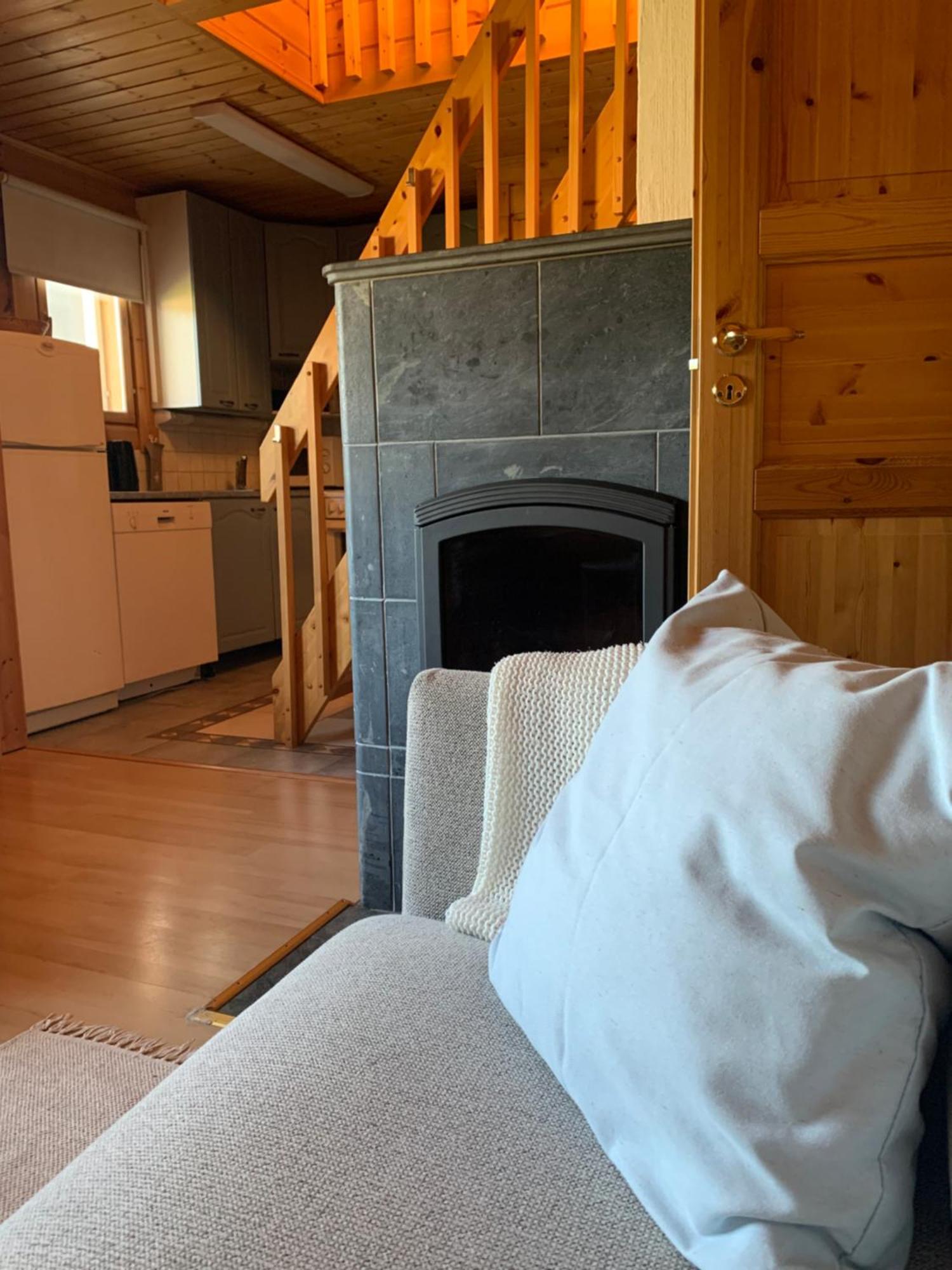 Ferienwohnung Yllaestoelli 2 D, Aekaeslompolo Kolari Exterior foto